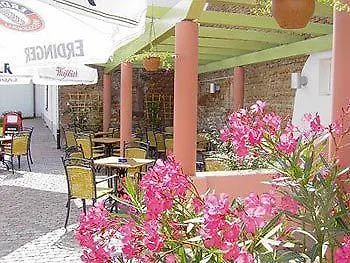 Hotel Loewen Garni -