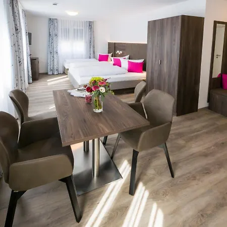 Loewen Garni - ルスト