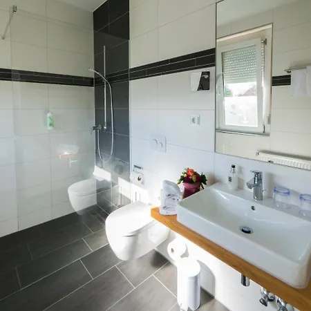 Hotel Loewen Garni -