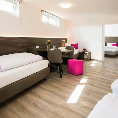 Loewen Garni - Hotel