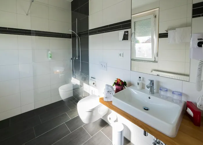 Hotel Loewen Garni -